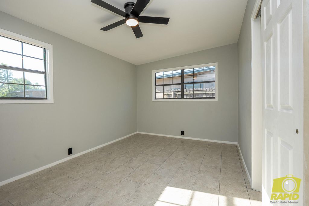 Image 16 of property listing at 1104 Clairmont Street, San Angelo, TX 76905