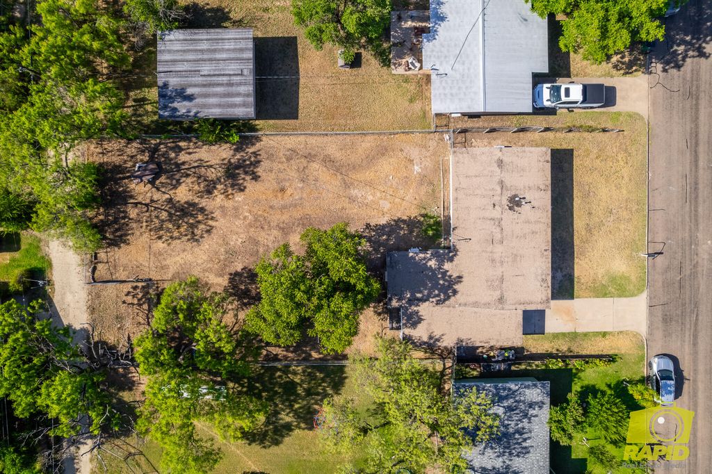 Image 37 of property listing at 1104 Clairmont Street, San Angelo, TX 76905