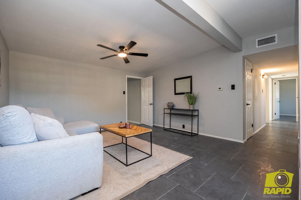 Image 5 of property listing at 1104 Clairmont Street, San Angelo, TX 76905