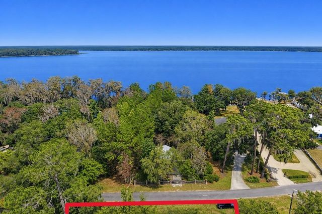 21103 NE 117TH AVENUE, Waldo, FL 32694