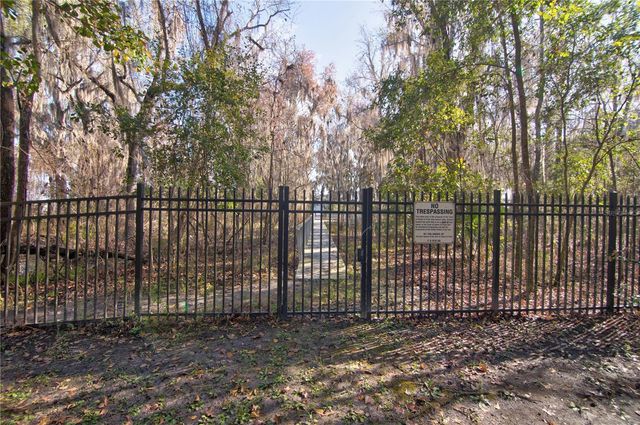 21103 NE 117TH AVENUE, Waldo, FL 32694