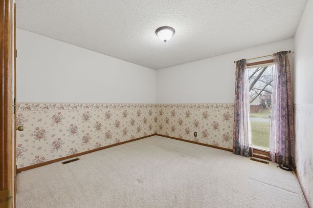 112 N Shefford, Wichita, KS 67212