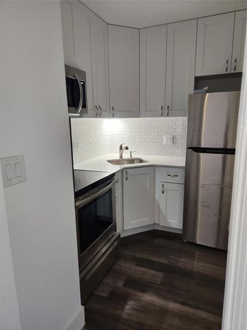 2420 SE 17th Causeway 202C, Fort Lauderdale, FL 33316