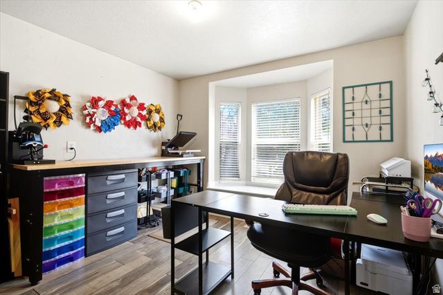 945 E JAMES CIR., Clearfield, UT 84015
