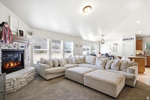 945 E JAMES CIR., Clearfield, UT 84015