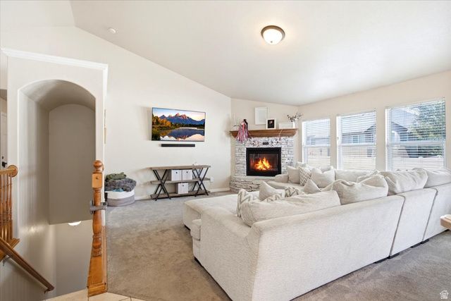 945 E JAMES CIR., Clearfield, UT 84015