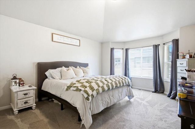 945 E JAMES CIR., Clearfield, UT 84015