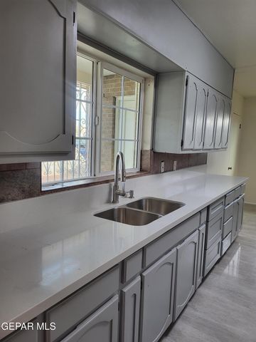 7666 FRANKLIN Drive, El Paso, TX 79915