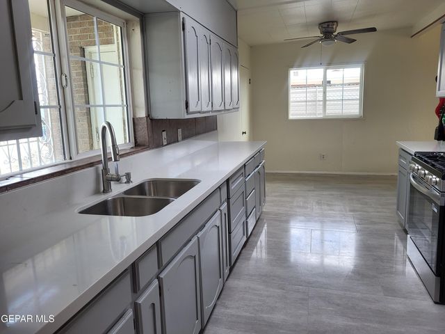 7666 FRANKLIN Drive, El Paso, TX 79915