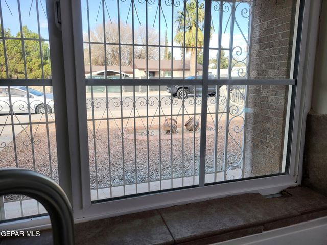 7666 FRANKLIN Drive, El Paso, TX 79915