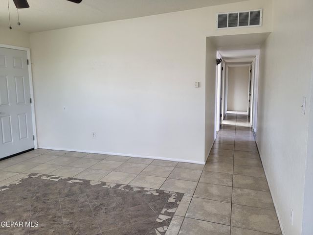 7666 FRANKLIN Drive, El Paso, TX 79915