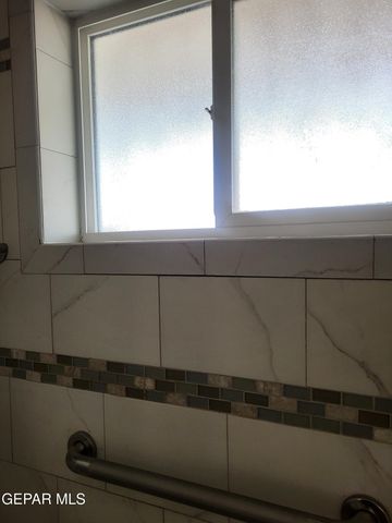 7666 FRANKLIN Drive, El Paso, TX 79915