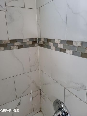 7666 FRANKLIN Drive, El Paso, TX 79915