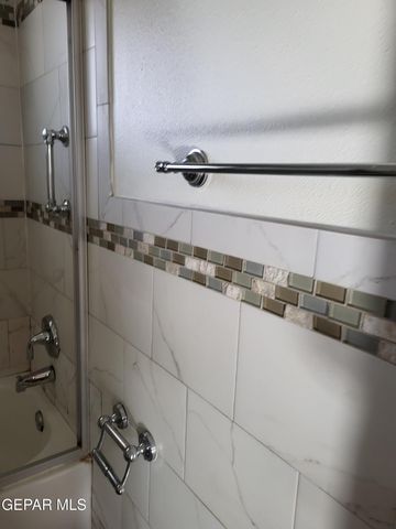 7666 FRANKLIN Drive, El Paso, TX 79915