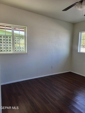 7666 FRANKLIN Drive, El Paso, TX 79915