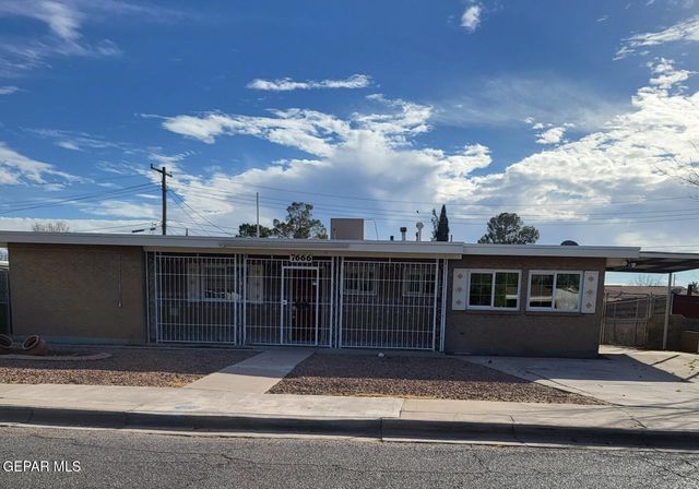 7666 FRANKLIN Drive, El Paso, TX 79915