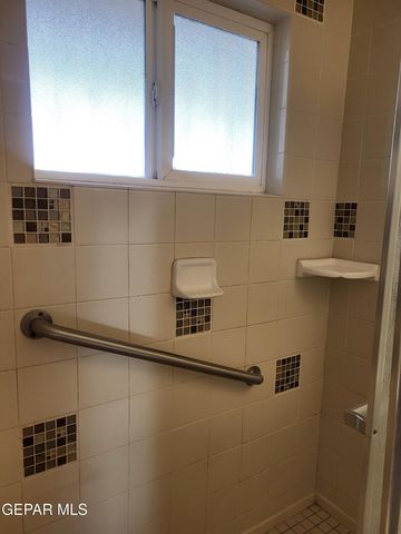 7666 FRANKLIN Drive, El Paso, TX 79915