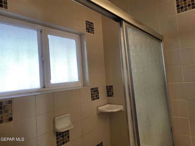 7666 FRANKLIN Drive, El Paso, TX 79915