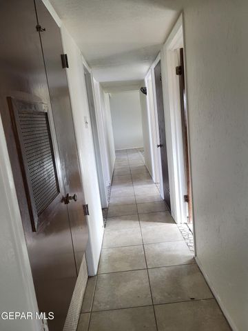 7666 FRANKLIN Drive, El Paso, TX 79915