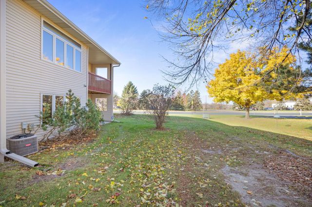 13898 85th Place N, Maple Grove, MN 55369