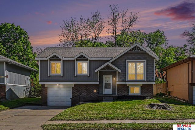 13415 Emiline Street, Omaha, NE 68138