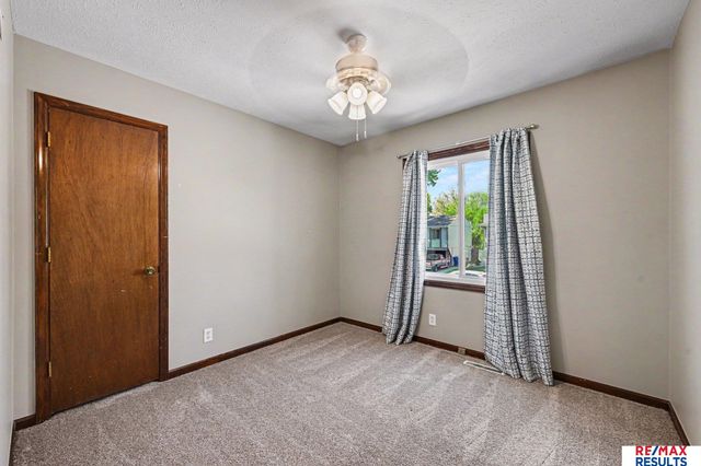 13415 Emiline Street, Omaha, NE 68138