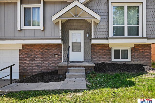13415 Emiline Street, Omaha, NE 68138