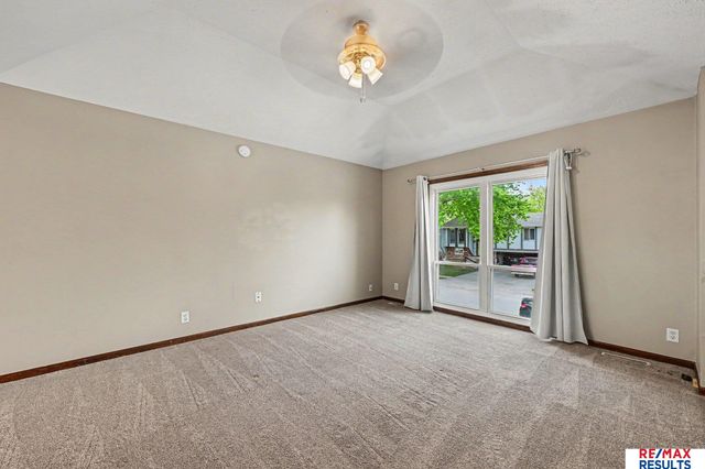 13415 Emiline Street, Omaha, NE 68138