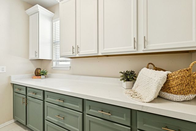 3251 Sheridan Lane, Mundelein, IL 60060