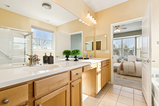 3251 Sheridan Lane, Mundelein, IL 60060