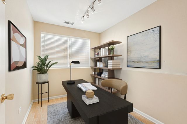 3251 Sheridan Lane, Mundelein, IL 60060