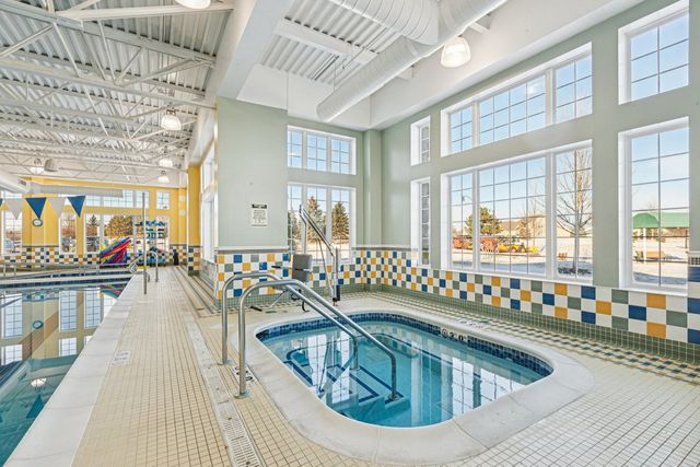 3251 Sheridan Lane, Mundelein, IL 60060