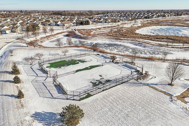 3251 Sheridan Lane, Mundelein, IL 60060