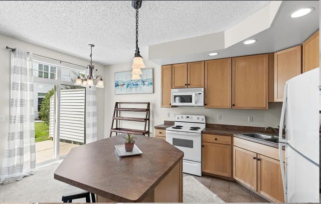 2145 Old School Road, Mound, MN 55364