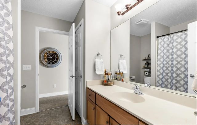 2145 Old School Road, Mound, MN 55364