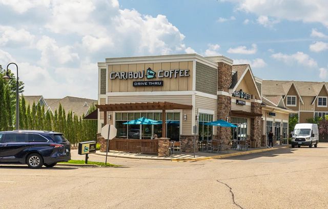 2145 Old School Road, Mound, MN 55364