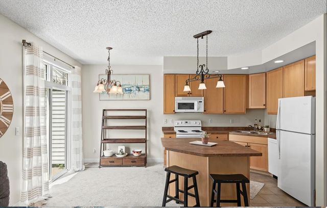 2145 Old School Road, Mound, MN 55364