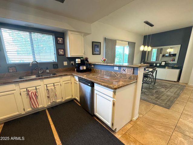 8833 S 51ST Street 3, Phoenix, AZ 85044