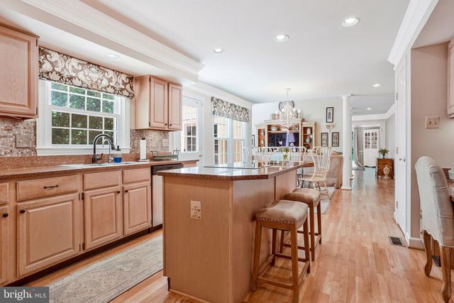 14201 FLORAL PARK DR, North Potomac, MD 20878