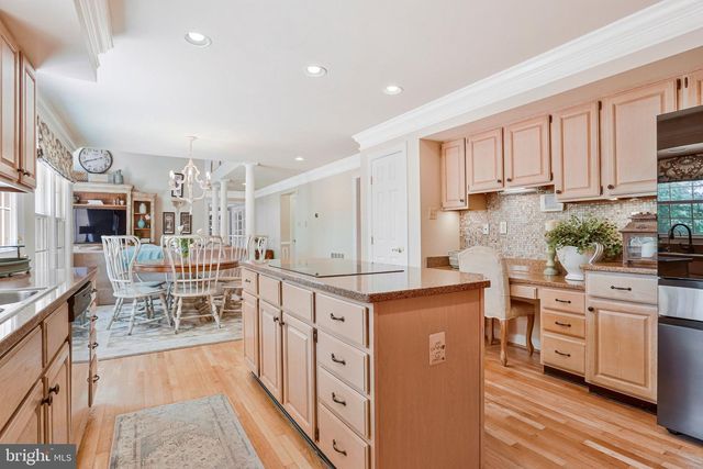 14201 FLORAL PARK DR, North Potomac, MD 20878