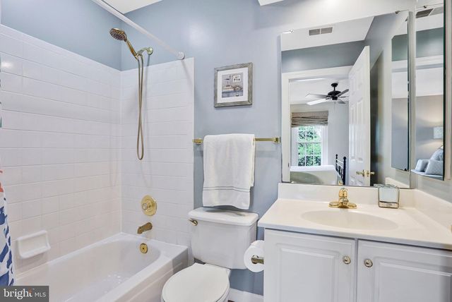 14201 FLORAL PARK DR, North Potomac, MD 20878