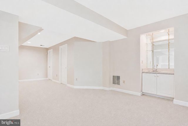14201 FLORAL PARK DR, North Potomac, MD 20878