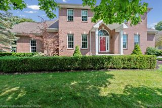 3276 Shorewood Avenue, Fort Gratiot, MI 48059