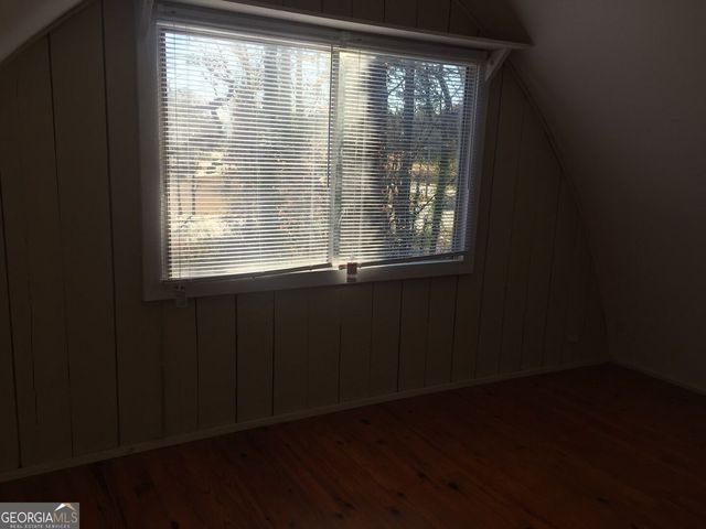1453 Barnett Shoals A, Athens, GA 30605