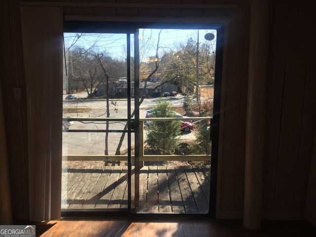 1453 Barnett Shoals A, Athens, GA 30605