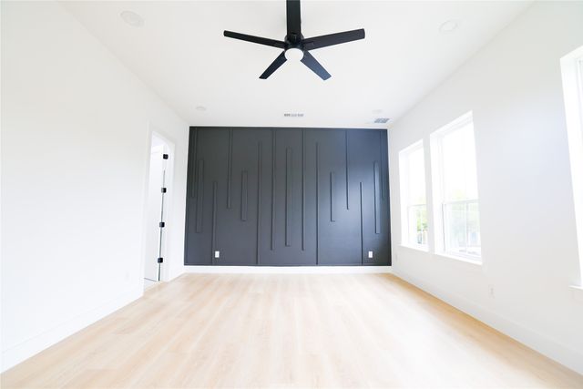 302 E 7th Street A, Dallas, TX 75203