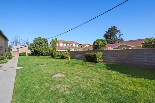 402 N Alhambra Avenue F, Monterey Park, CA 91755