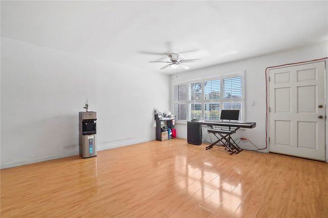 402 N Alhambra Avenue F, Monterey Park, CA 91755