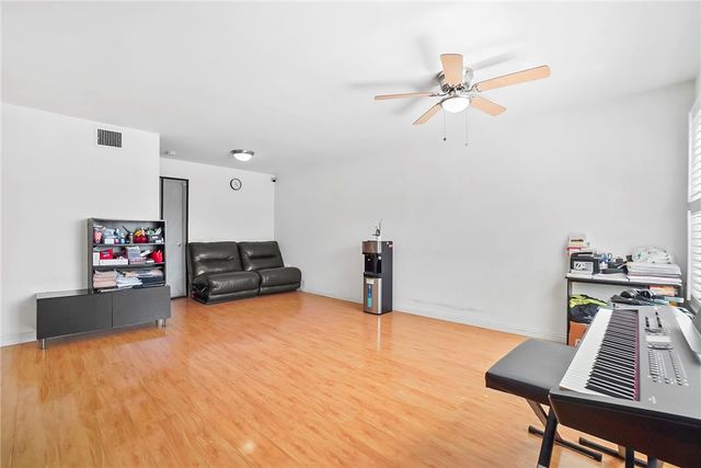 402 N Alhambra Avenue F, Monterey Park, CA 91755