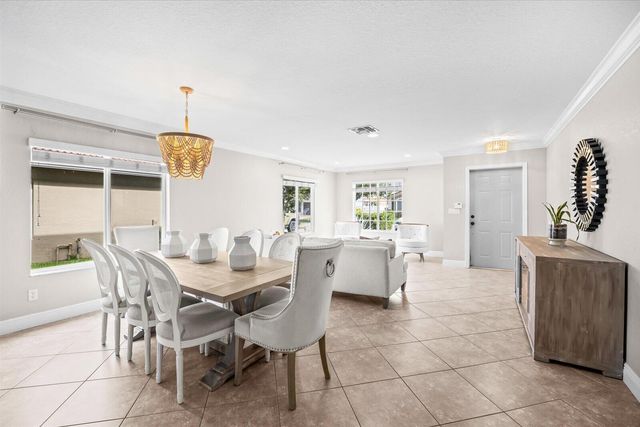 1982 SW JAMESPORT Drive SW, Port St. Lucie, Port St Lucie, FL 34953